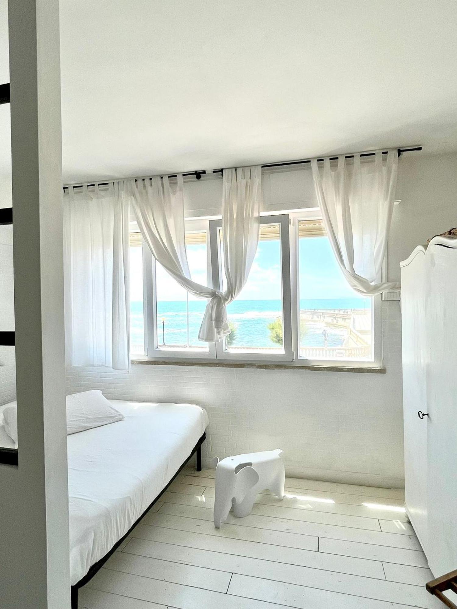 Apartamento Sunset Loft Livorno Habitación foto